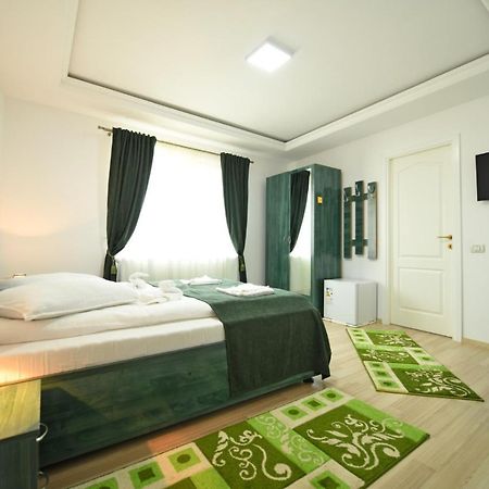 Casa Mirandre Appartement Haţeg Buitenkant foto